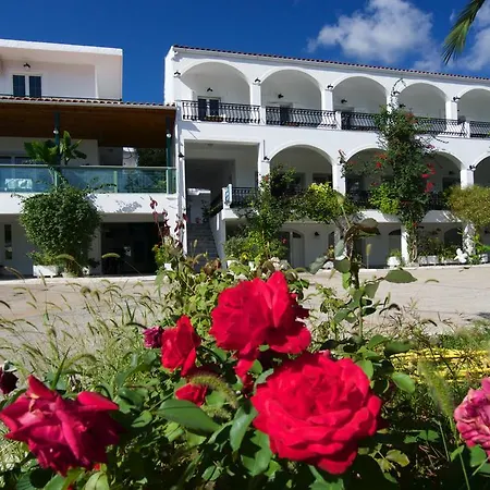 Athina Hotell 3*