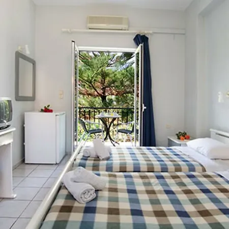 Hotell Athina 3*