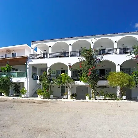 Athina 3*