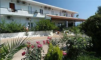 Athina 3* Каравомилос