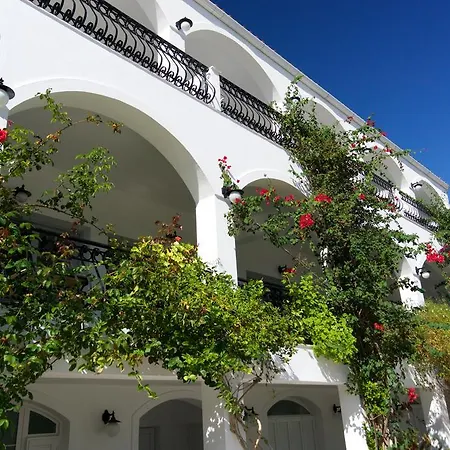 Szálloda Athina 3*