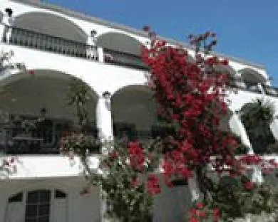 Athina 3* Каравомилос