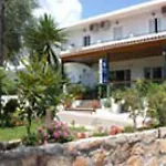 فندق Athina كارافوميلوس